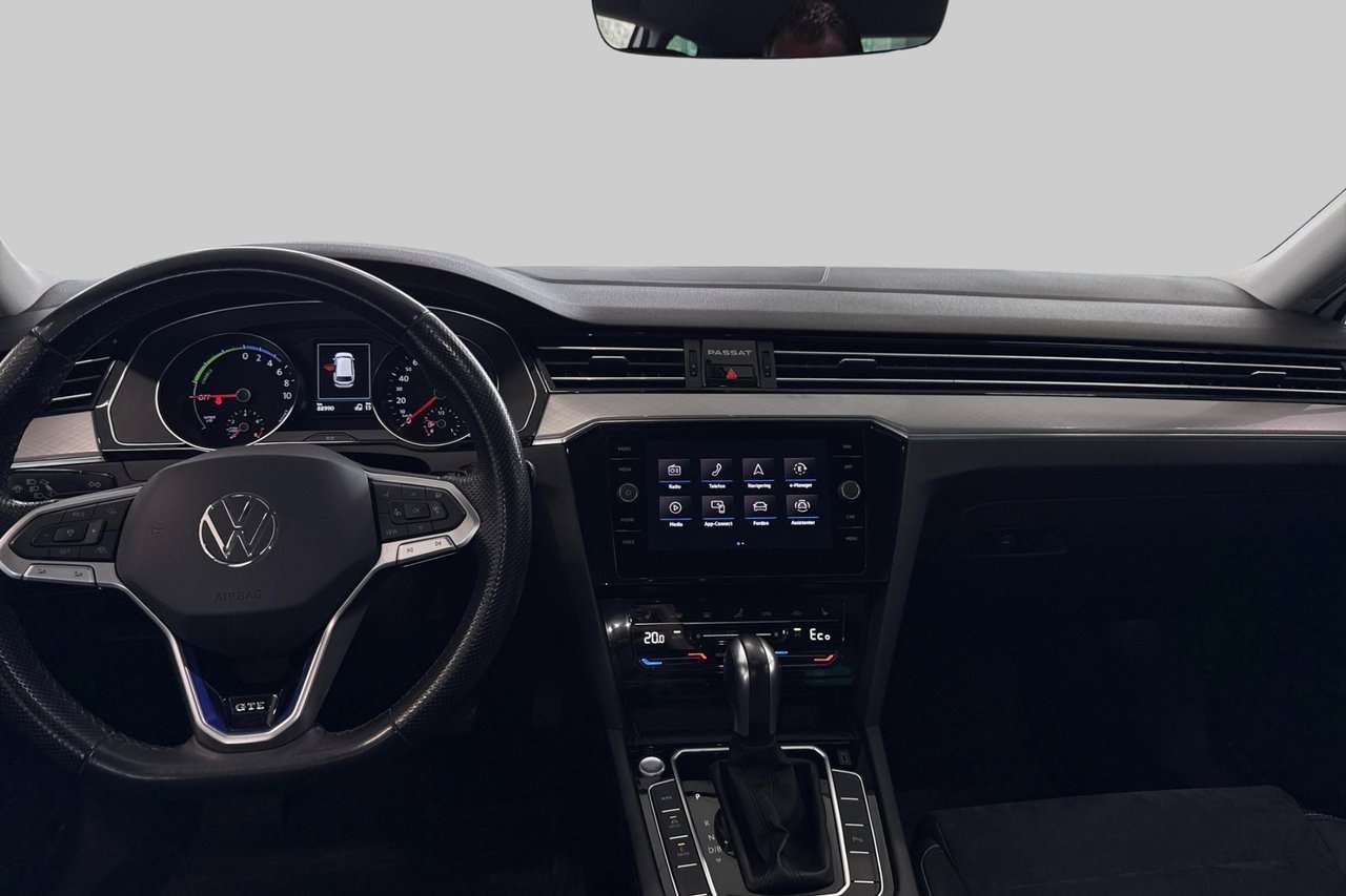 Volkswagen Passat 2021, bild 7/10