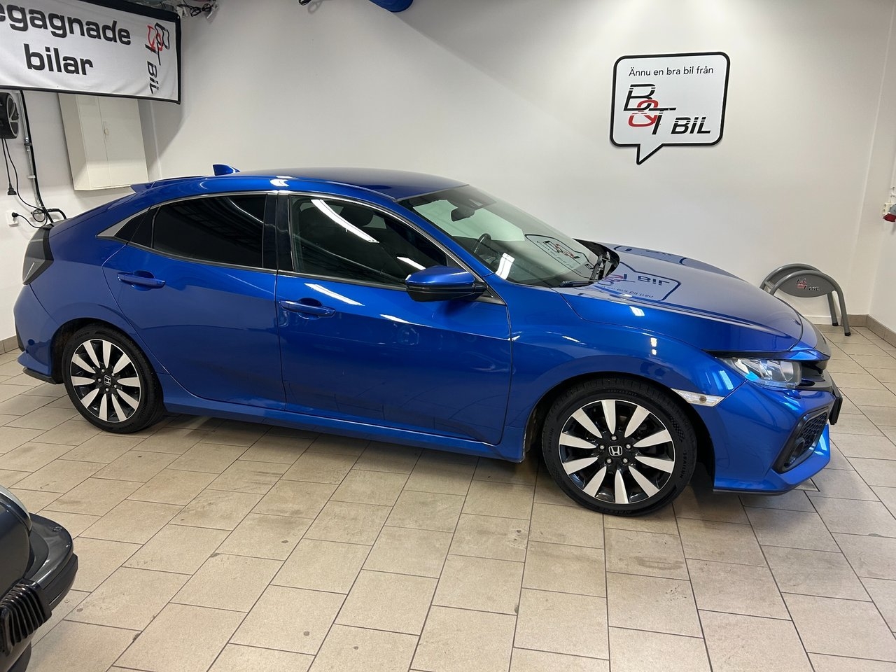 Honda Civic 5-dörrar 1.0 Elegance Euro 6 2017, bild 2/10