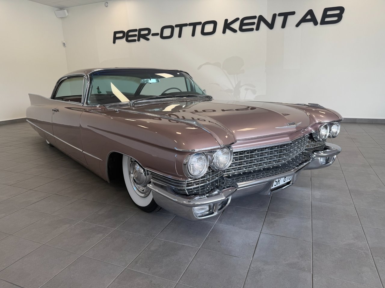 Cadillac Coupé DeVille 389 V8 330 HK 1960, bild 5/10