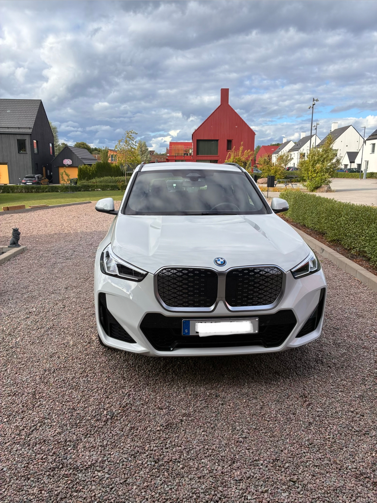 BMW iX1 xDrive30 2026, bild 3/3