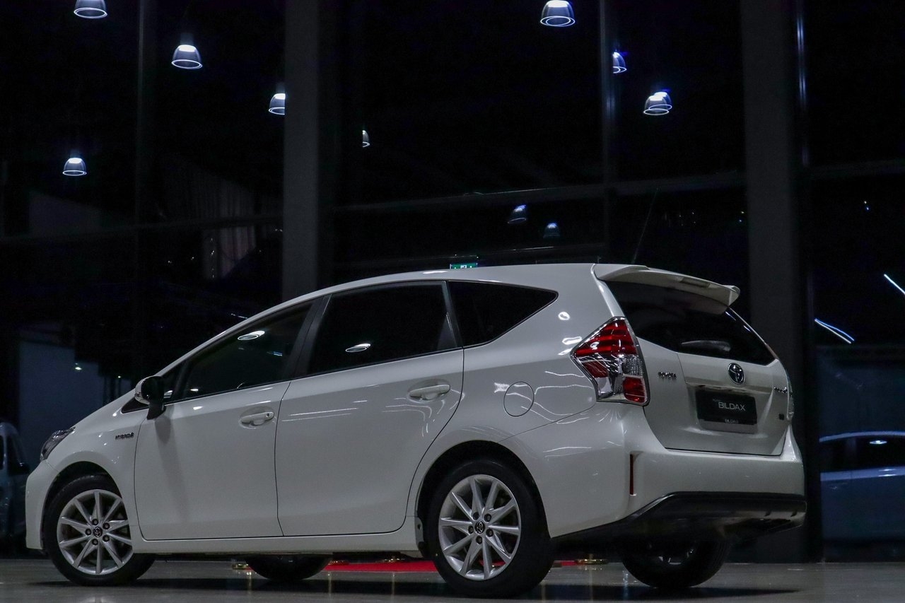 Toyota Prius+ Hybrid 7-SITS SKINN JBL 2015, kuva 3/10