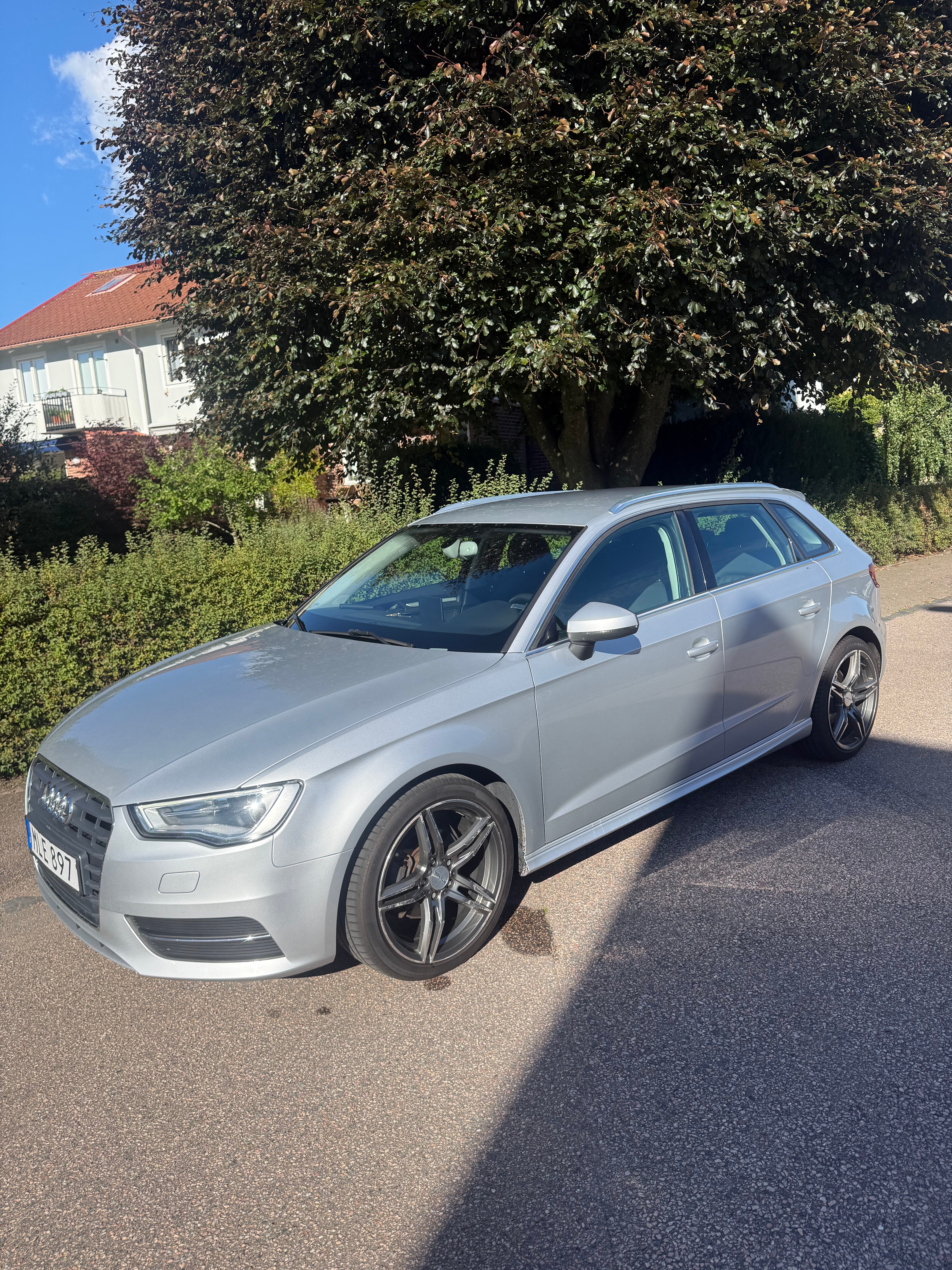 Audi A3 Sportback 1.6 TDI ultra Manuell 2014, photo 4/9