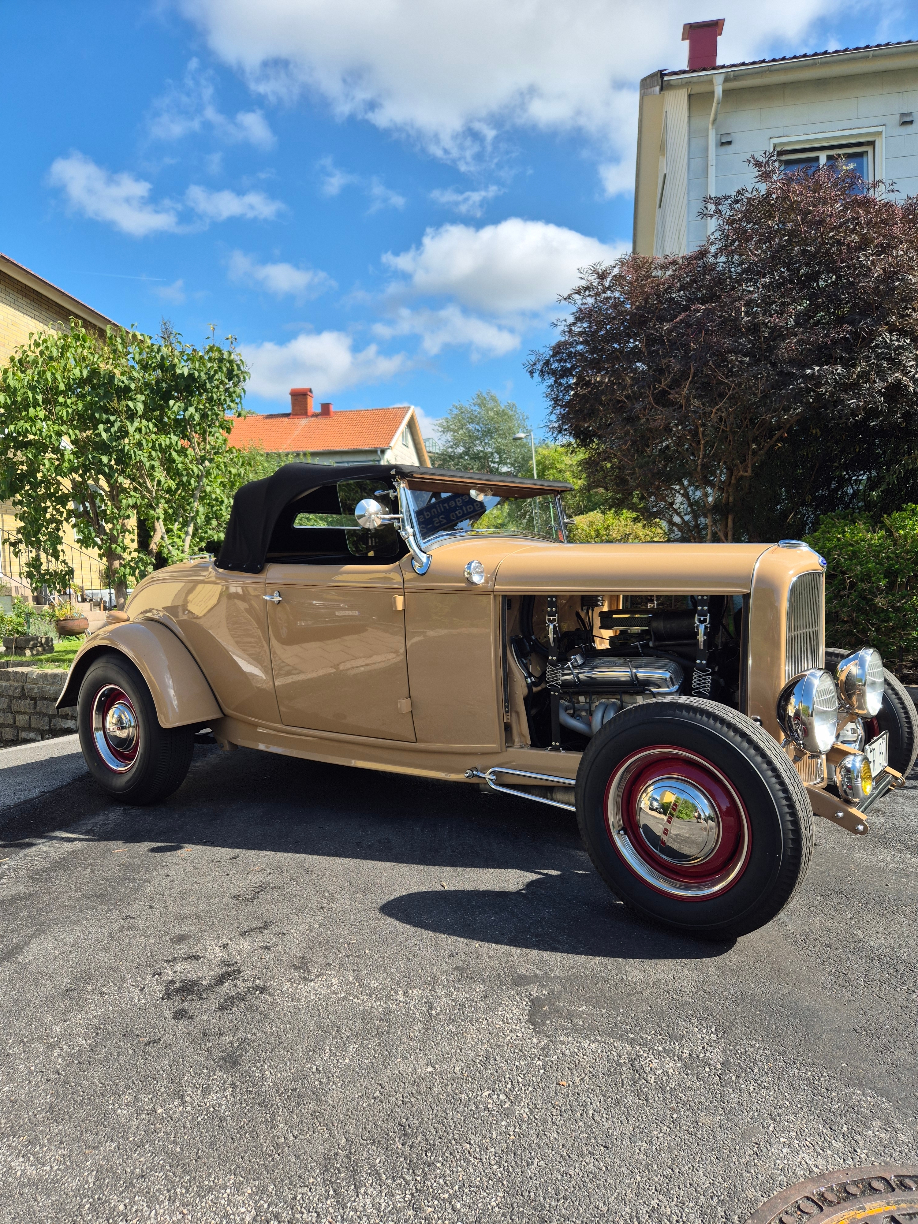 Ford V8