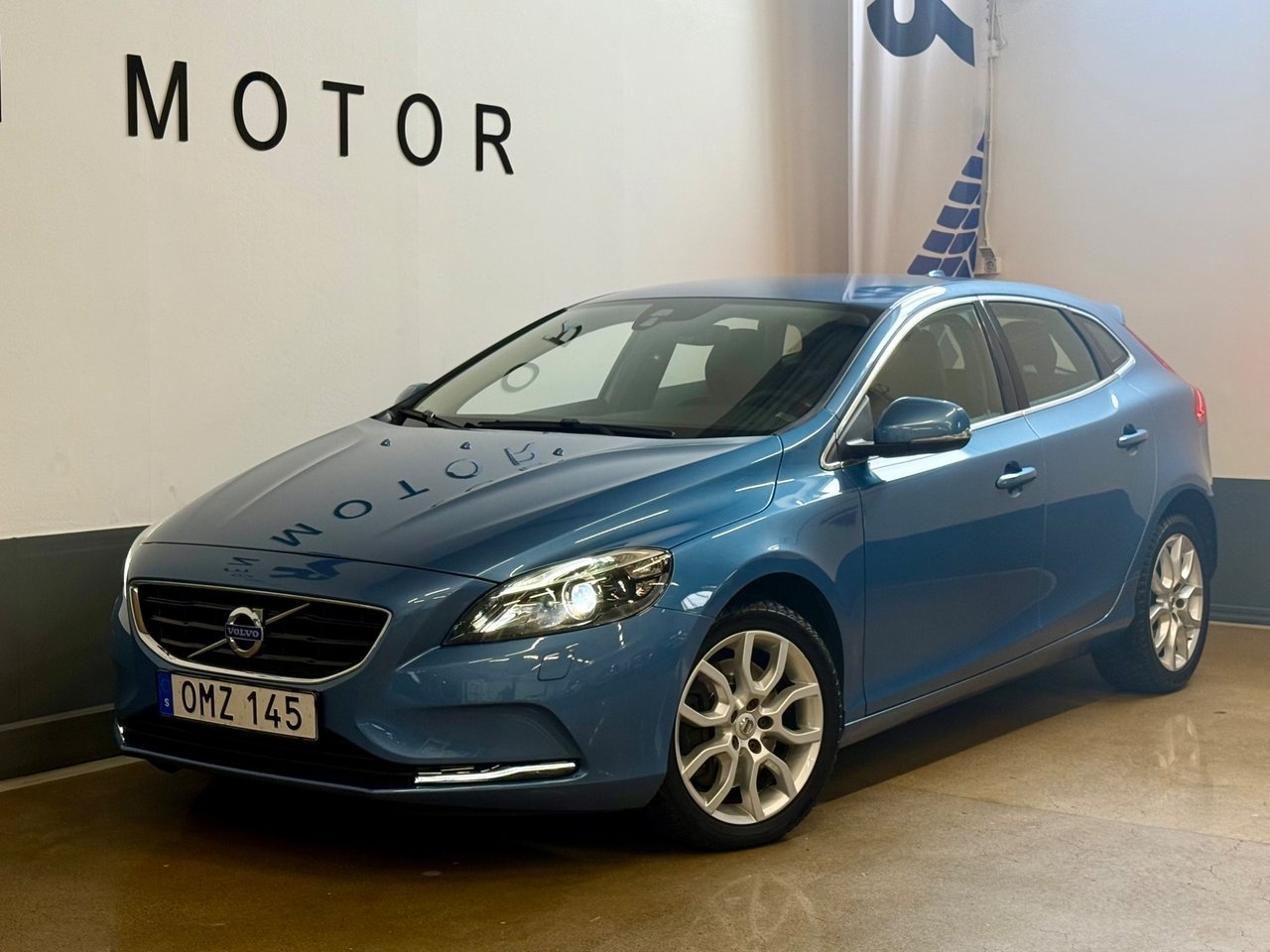 Volvo V40 2016, bild 2/10