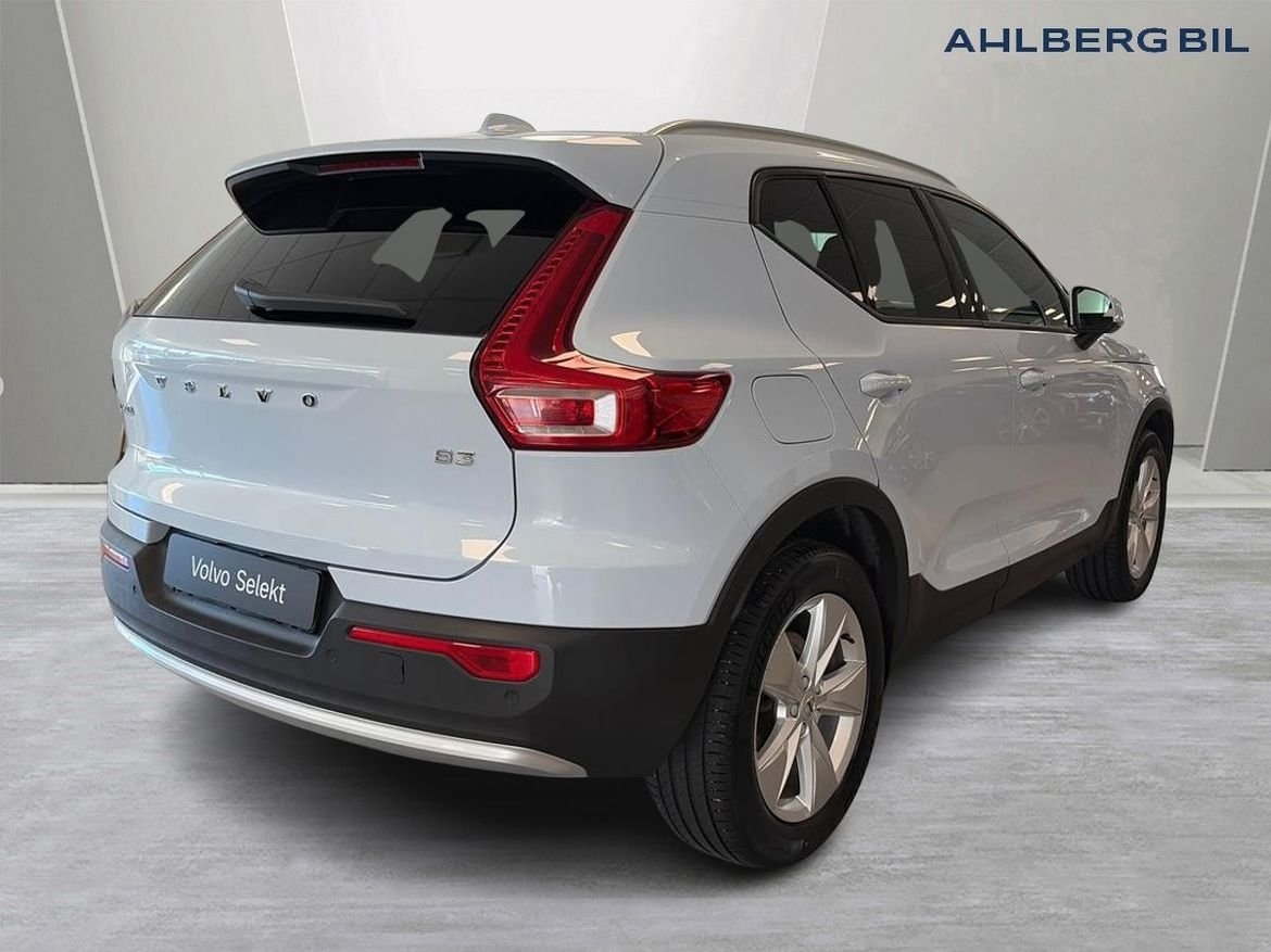 Volvo XC40 B3 FWD Bensin Core 2025, bild 5/10