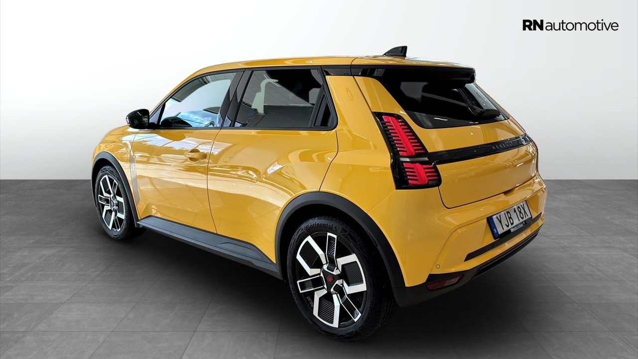 Renault 5 E-Tech Techno 2025, photo 3/10