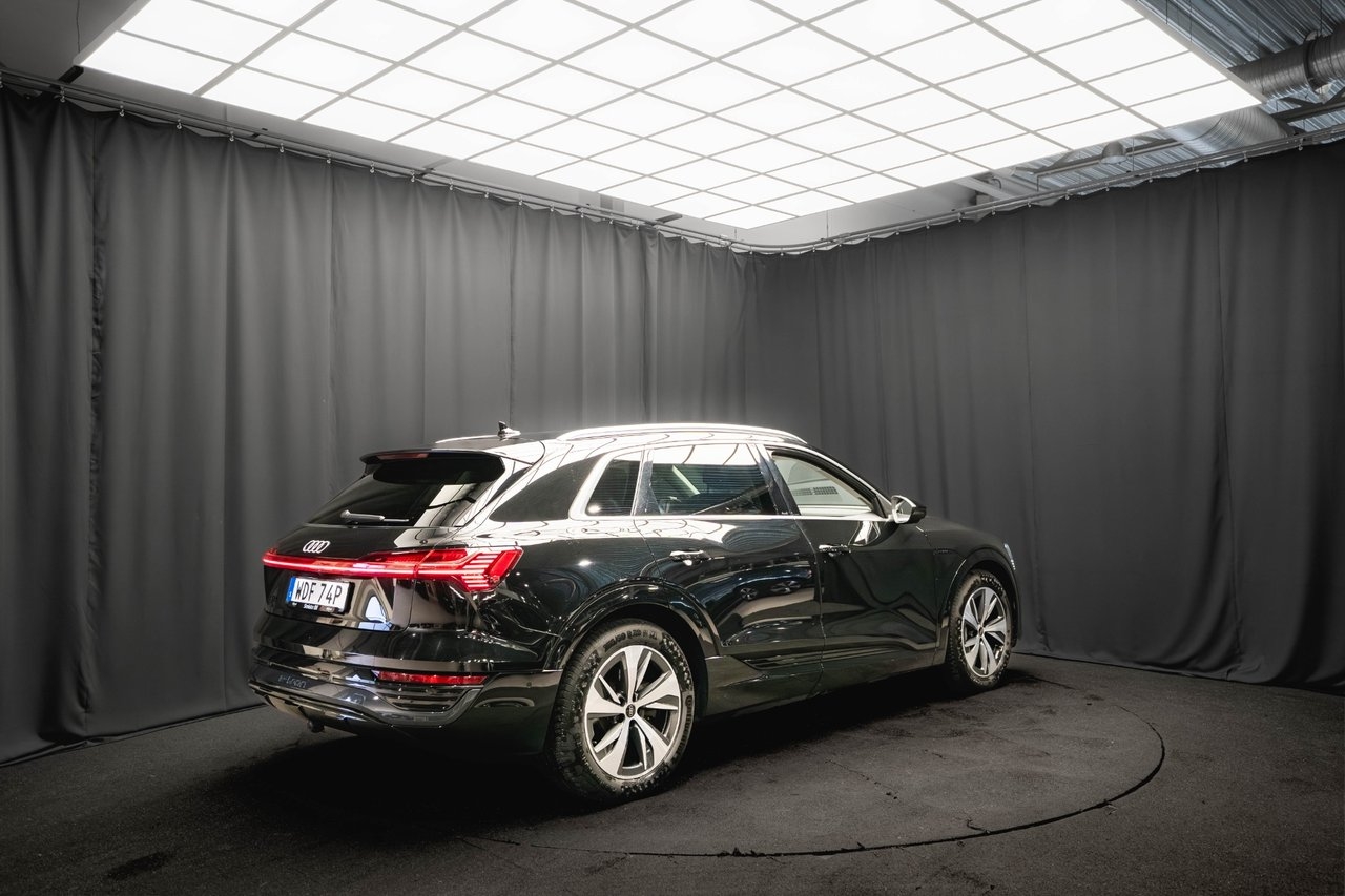 Audi Q8 e-tron 2024, photo 7/10
