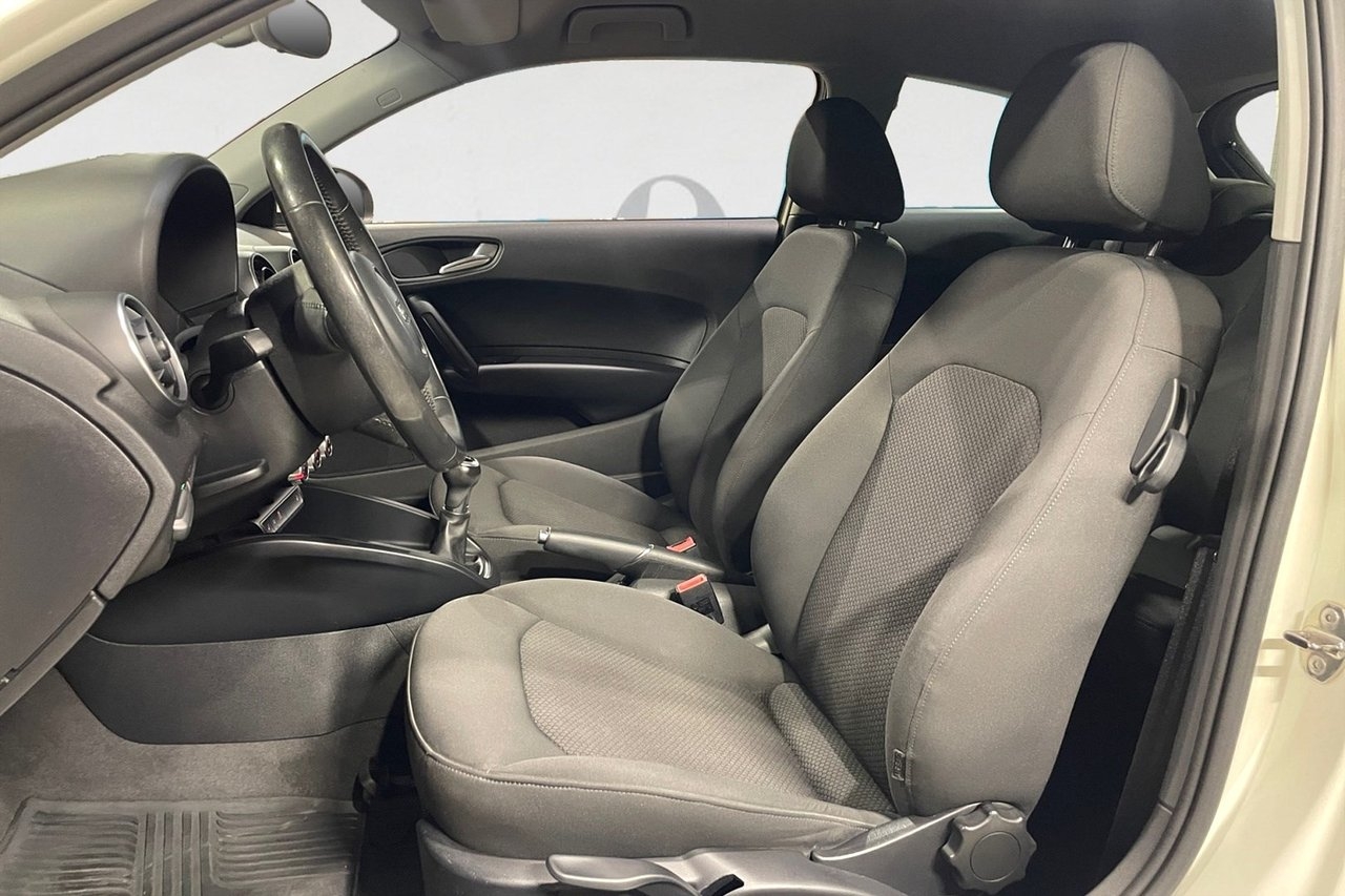 Audi A1 2011, bild 3/10