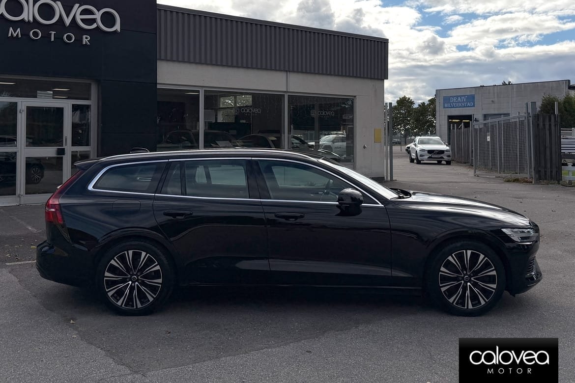 Volvo V60 2023, bild 2/10