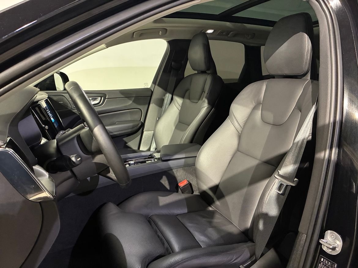 Volvo XC60 Recharge T6 Ultimate Dark 2024, bild 5/10