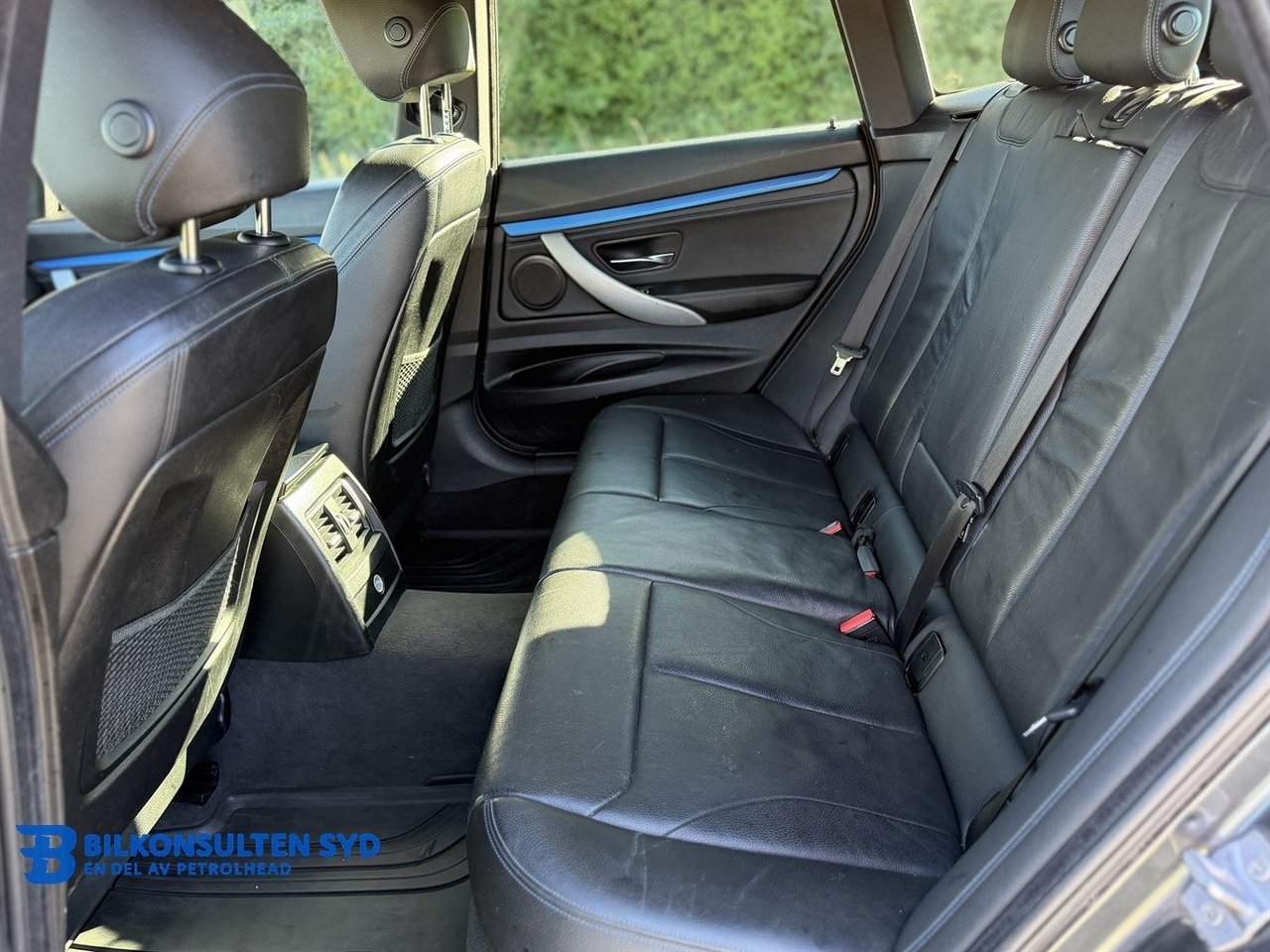 BMW 320 d xDrive 2019, bild 7/10