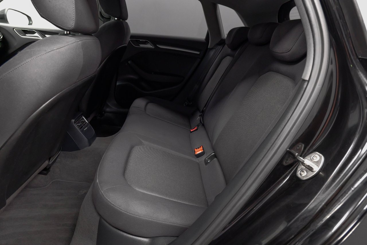 Audi A3 2019, bild 6/10