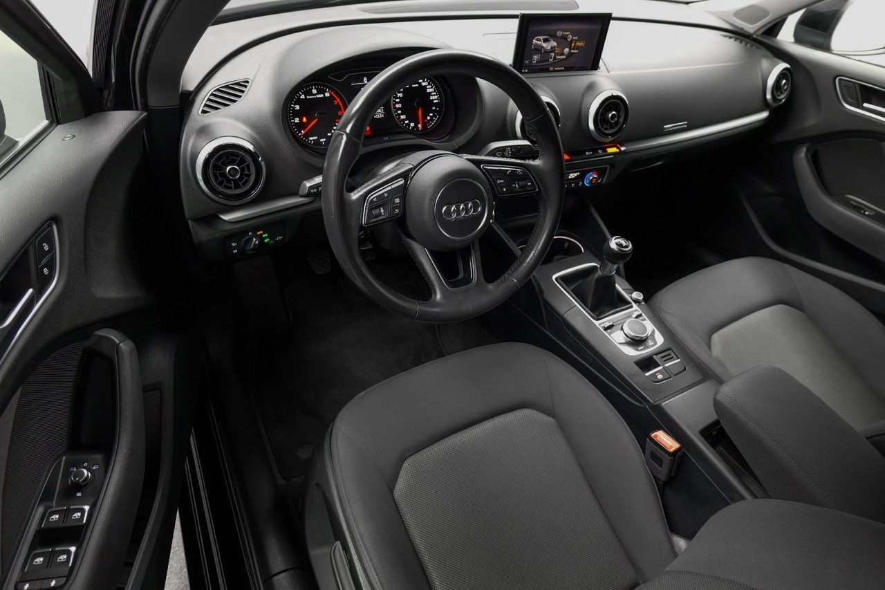 Audi A3 2019, bild 4/10