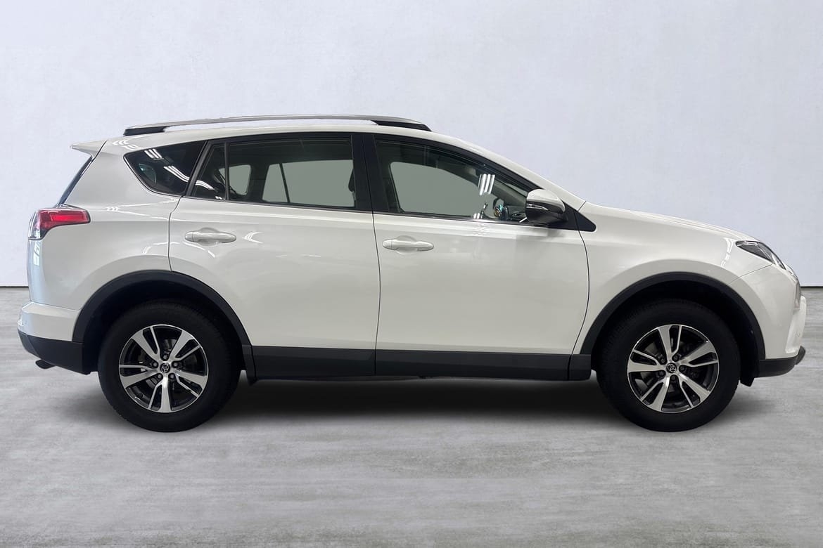 Toyota RAV4 2.0 AWD 2017, bild 3/10