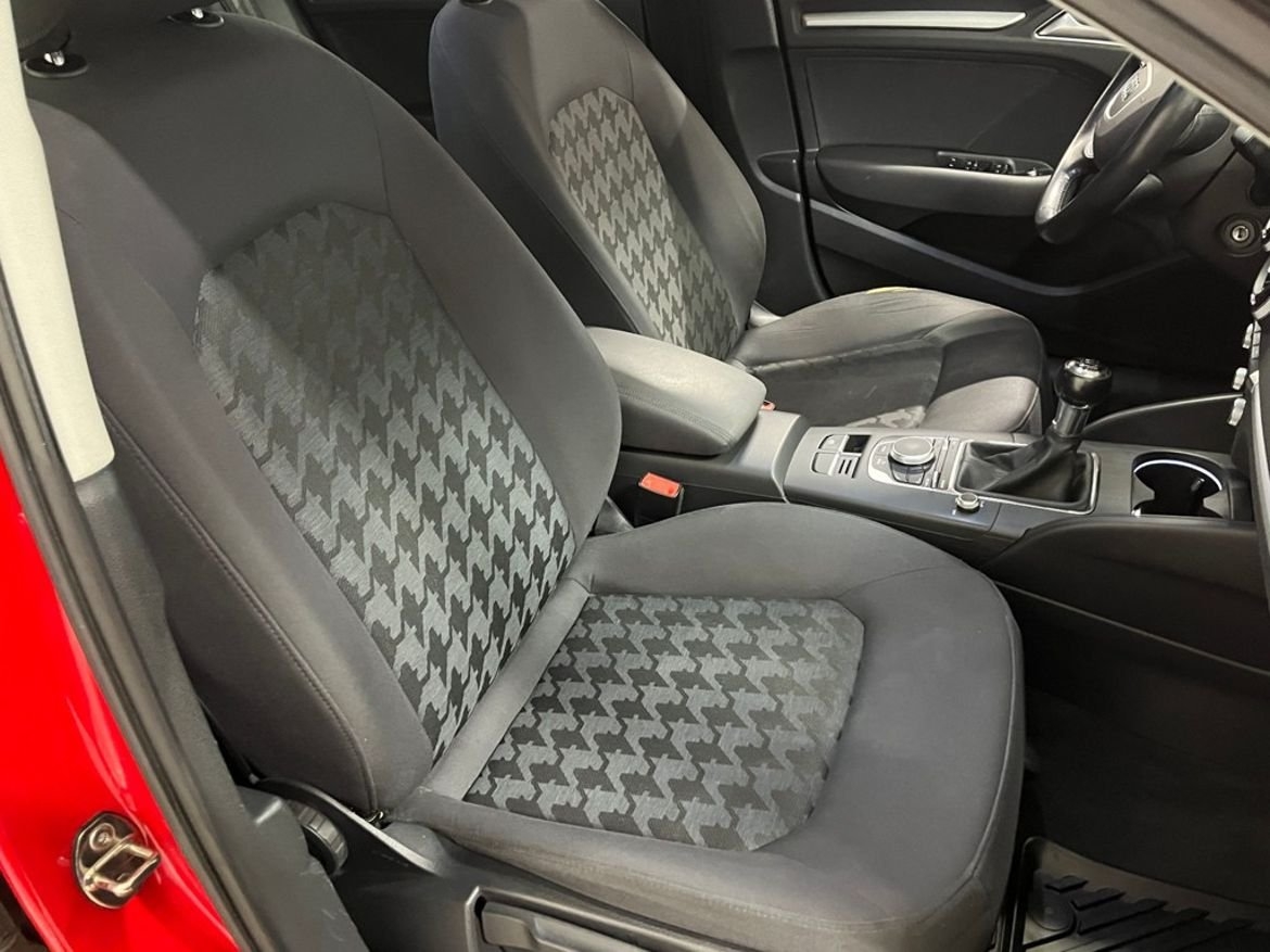 Audi A3 Sportback 1.6 TDI ultra (V-HJUL) 2015, bild 6/10