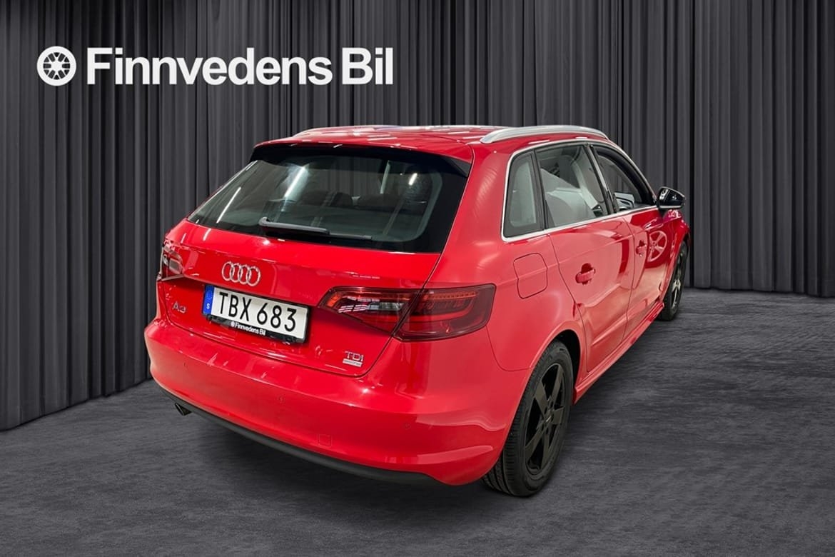 Audi A3 Sportback 1.6 TDI ultra (V-HJUL) 2015, bild 3/10