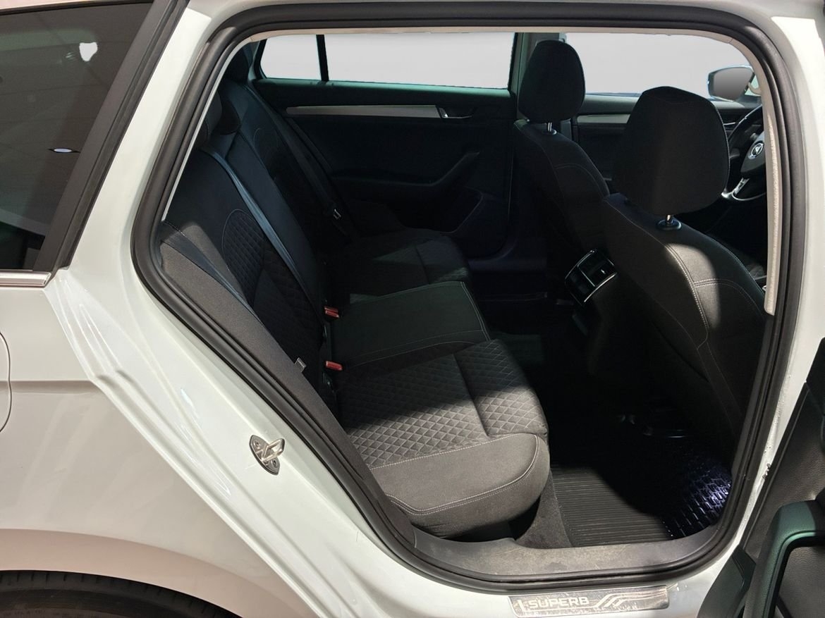 Skoda Superb STYLE L&K TDI 150hk DSG 2016, photo 6/10
