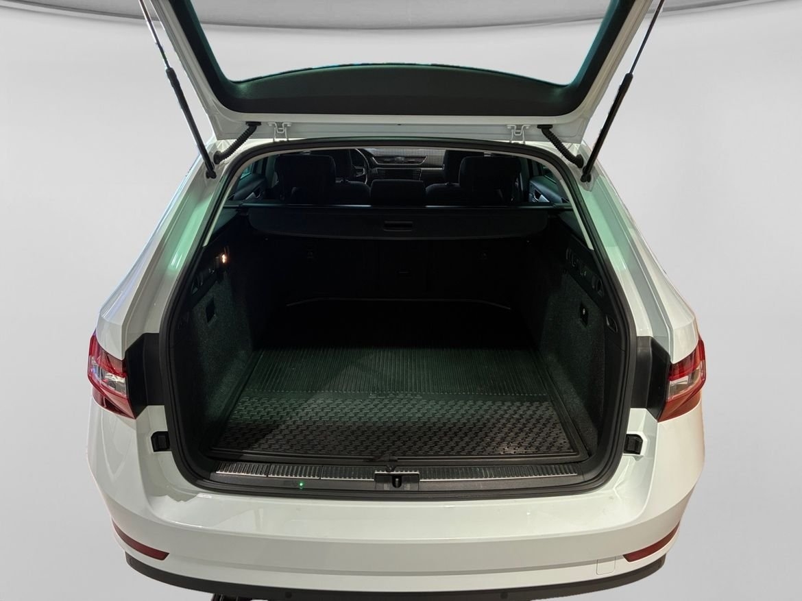 Skoda Superb STYLE L&K TDI 150hk DSG 2016, photo 5/10