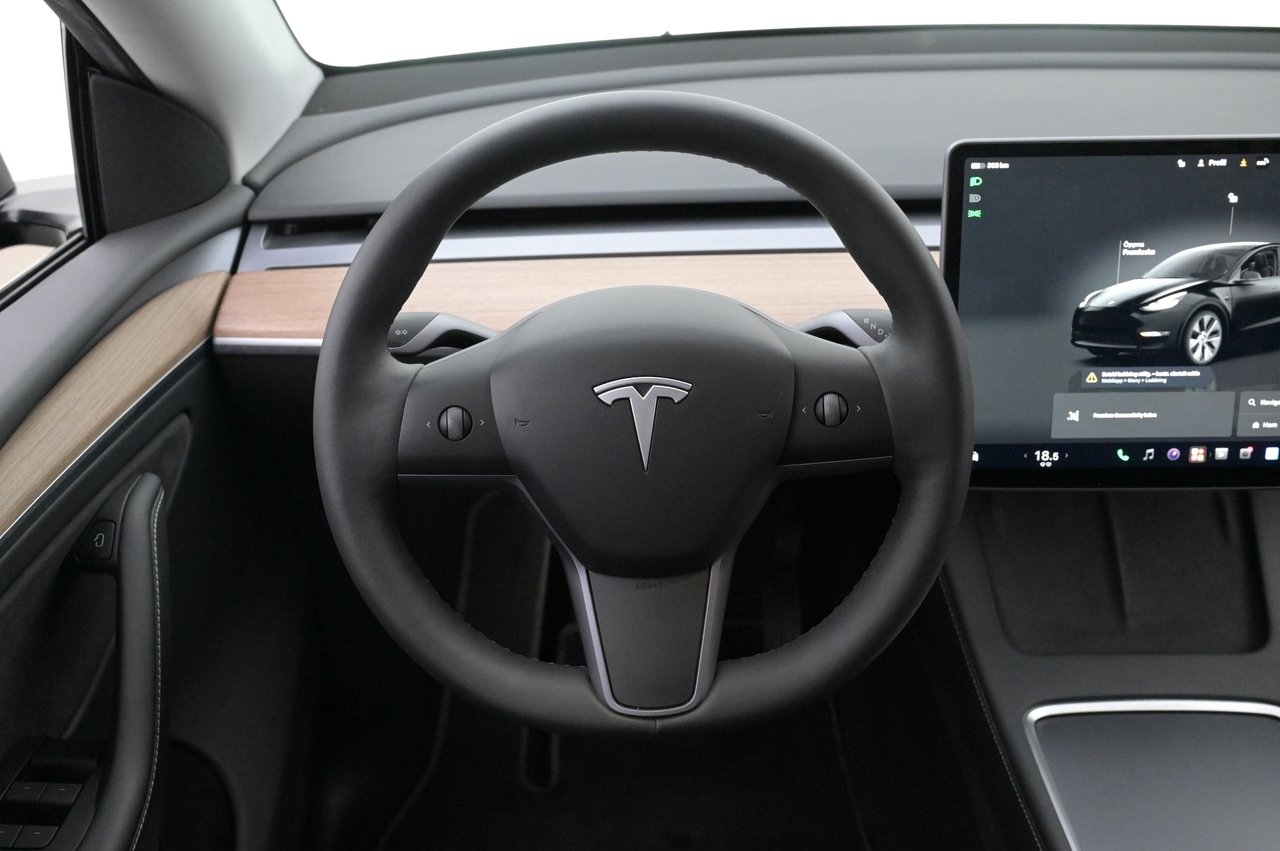 Tesla Model Y Long Range AWD Autopilot 2023, bild 7/10