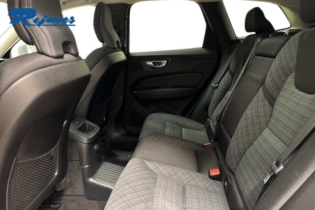 Volvo XC60 Recharge T6 II Core Edition 2024, bild 7/23