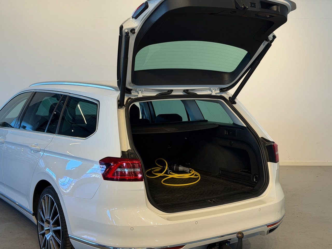 Volkswagen Passat GTE 1.4 TSI ACT GTE 2017, bild 7/10