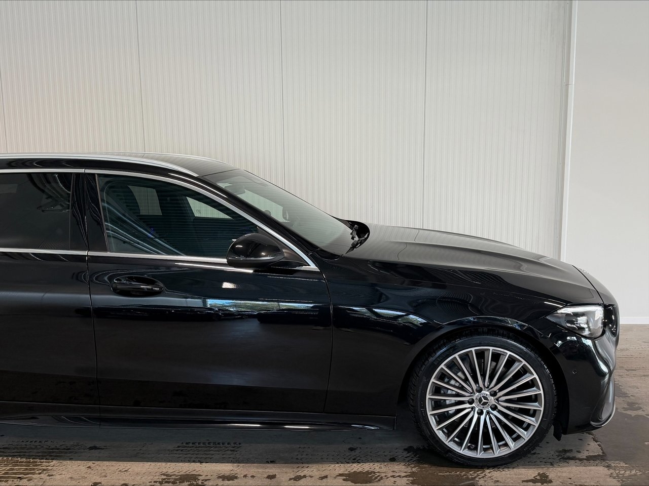 Mercedes-Benz C 220d 4M AMG 2024, bild 3/10