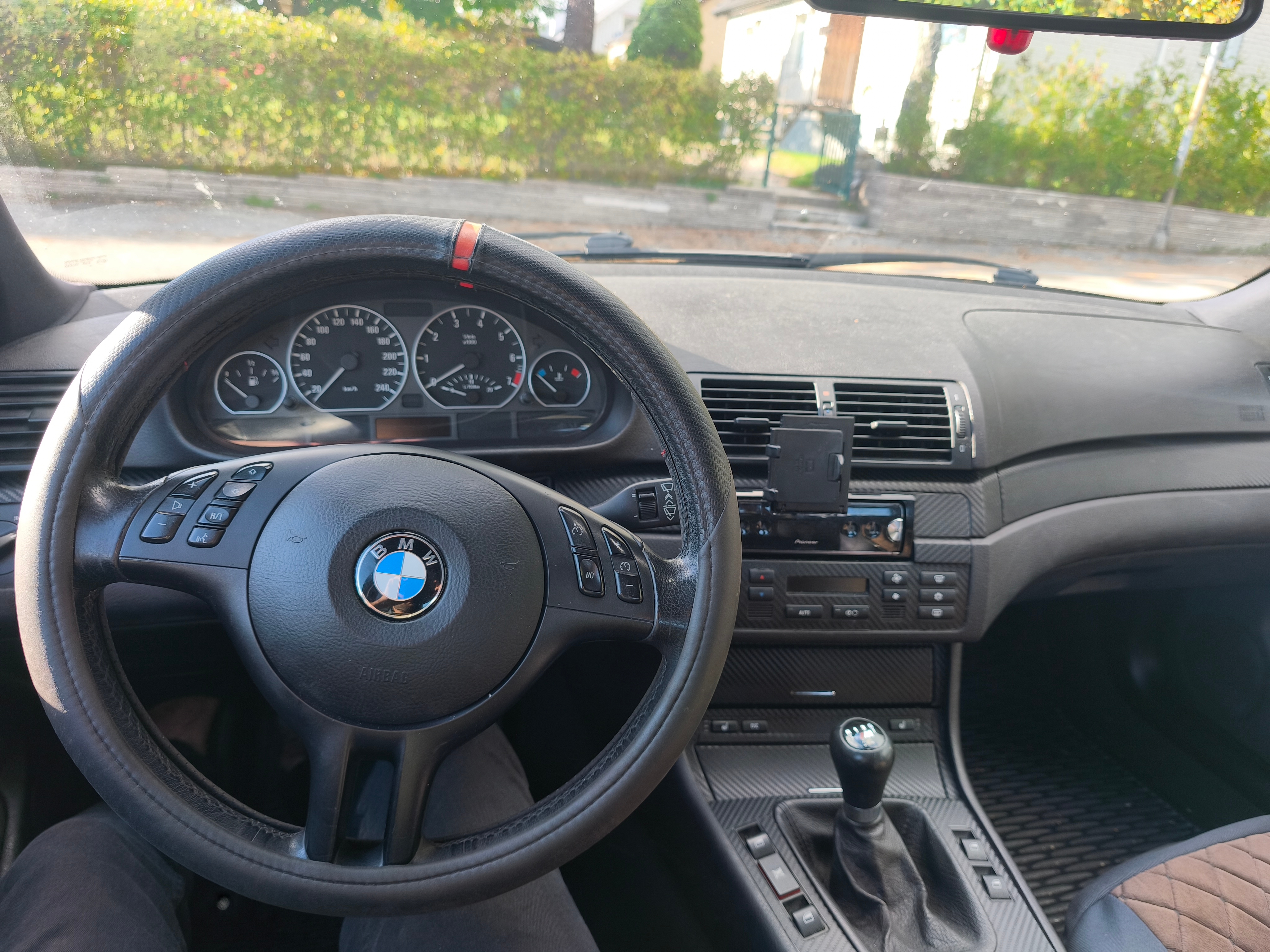 BMW 320 i Sedan Manuell 2004, bild 4/9