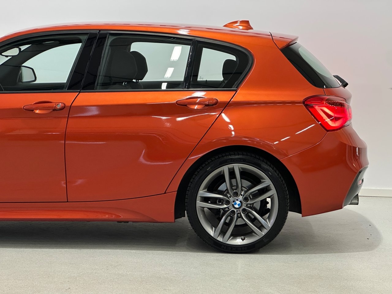 BMW 118 2016, bild 7/10
