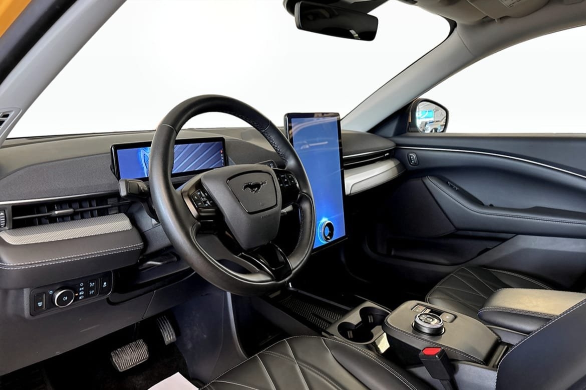 Ford Mustang Mach-E 2022, bild 6/10