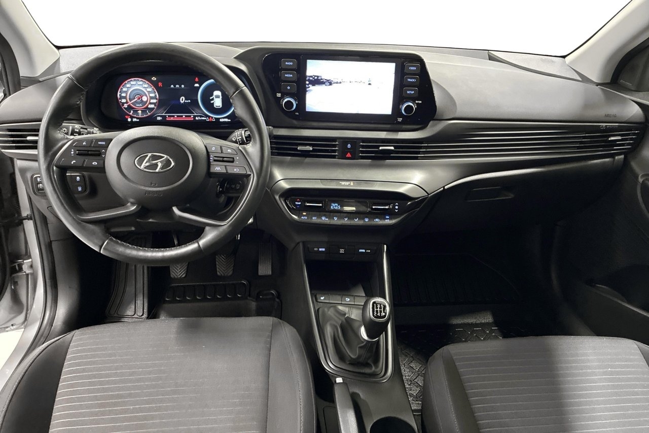 Hyundai i20 1,2 MPi Manuell 2023, bild 6/10