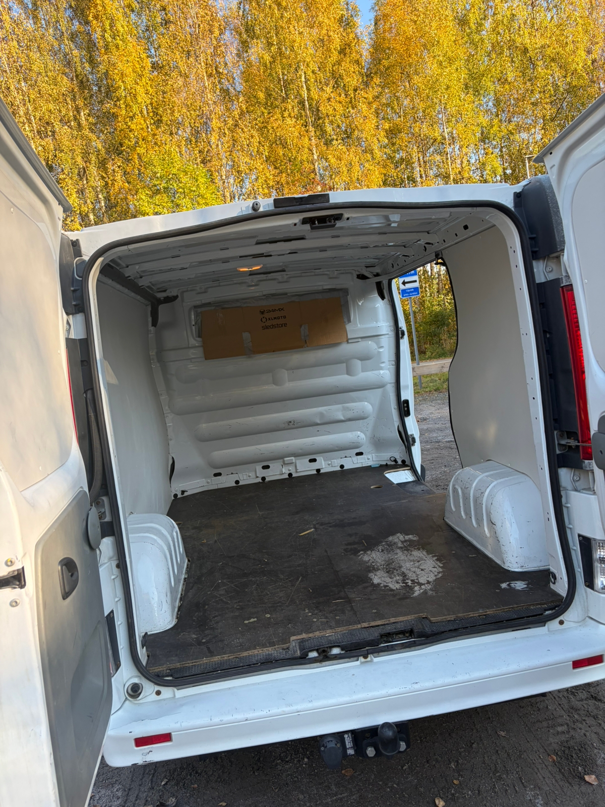 Nissan Primastar 2.9t 2.0 dCi Manuell 2012, bild 4/5