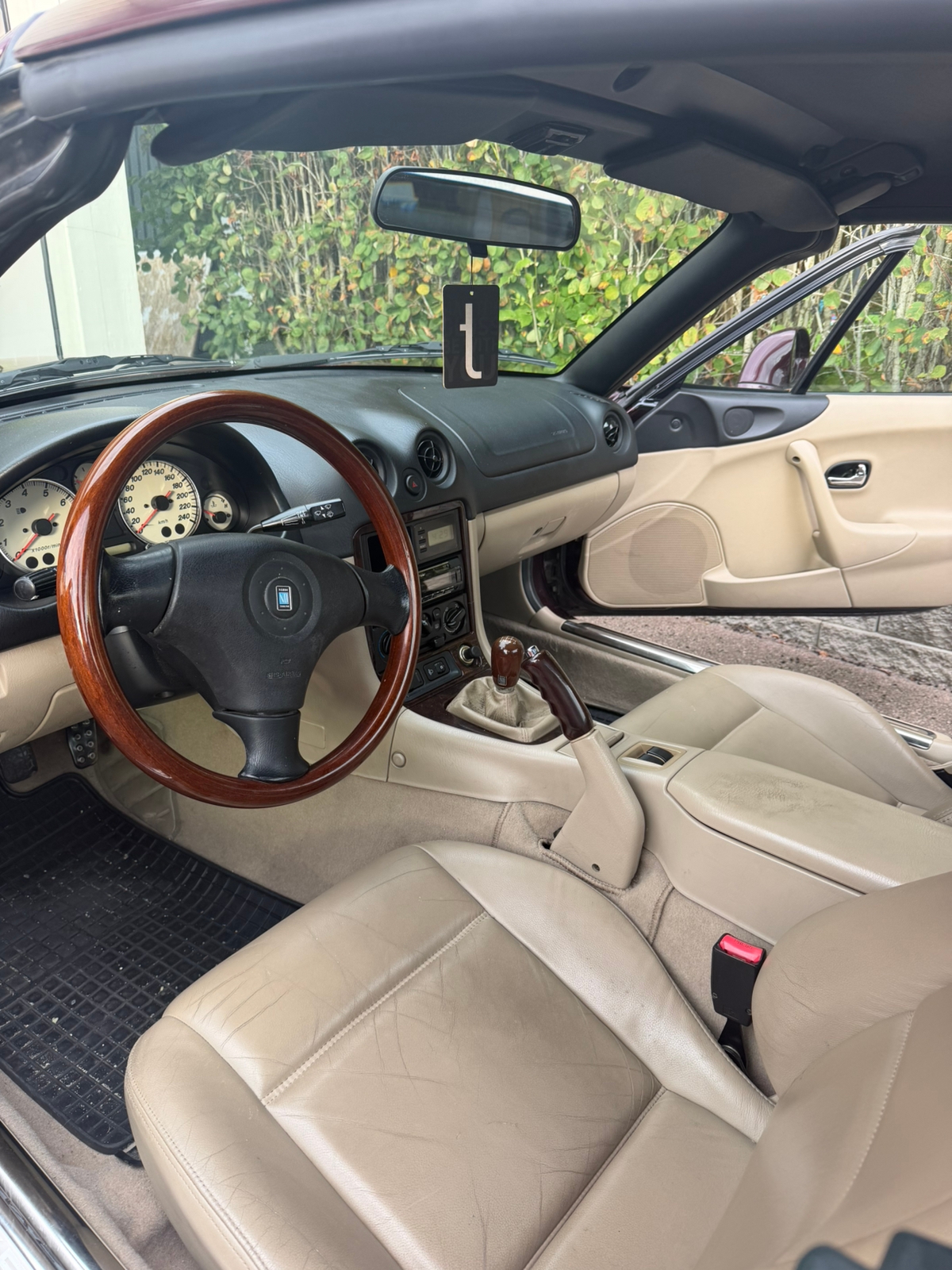 Mazda MX-5 1.8 Manuell 2000, bild 3/4