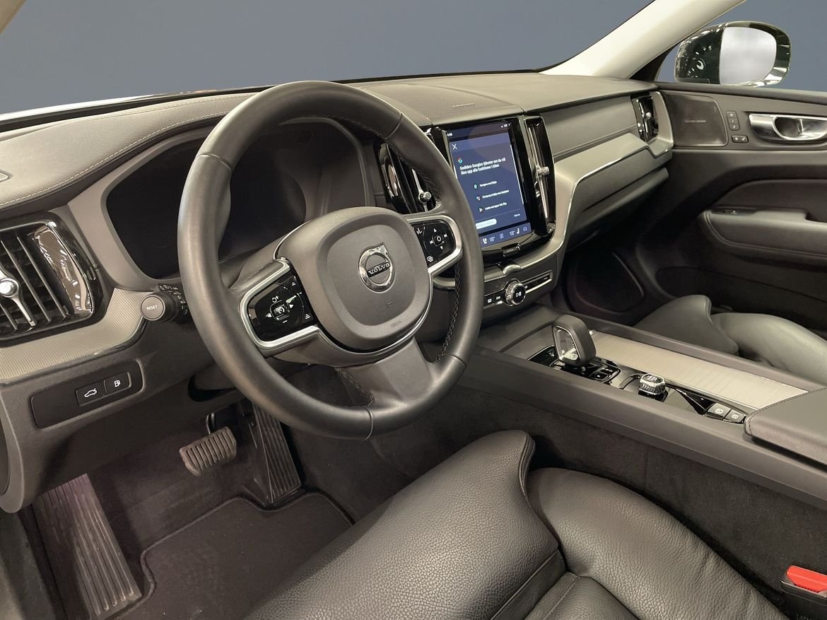 Volvo XC60 T6 AWD Ultra Dark 2025, kuva 5/10