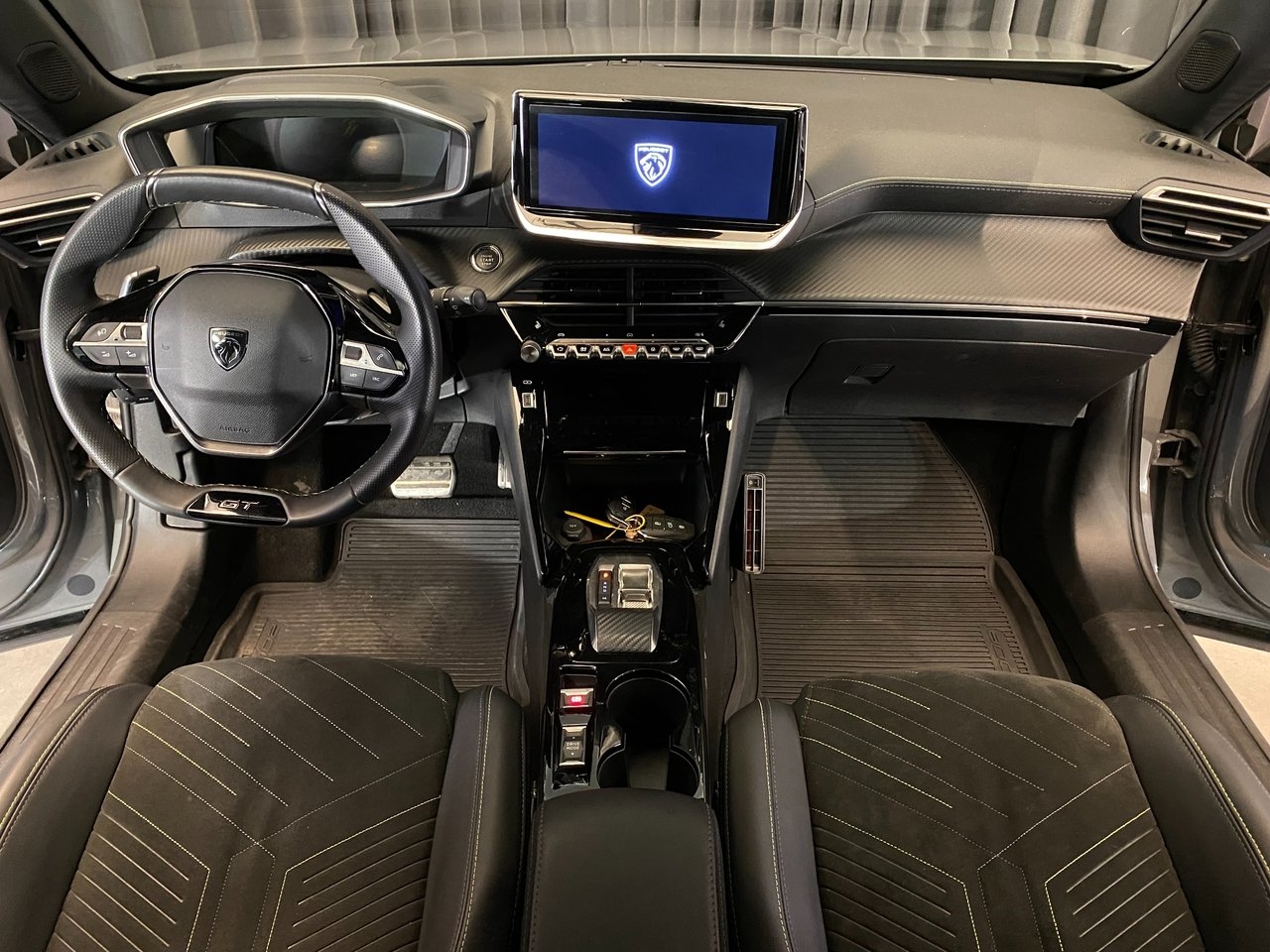 Peugeot 2008 GT Hybrid 145 AUT 2025, bild 6/10