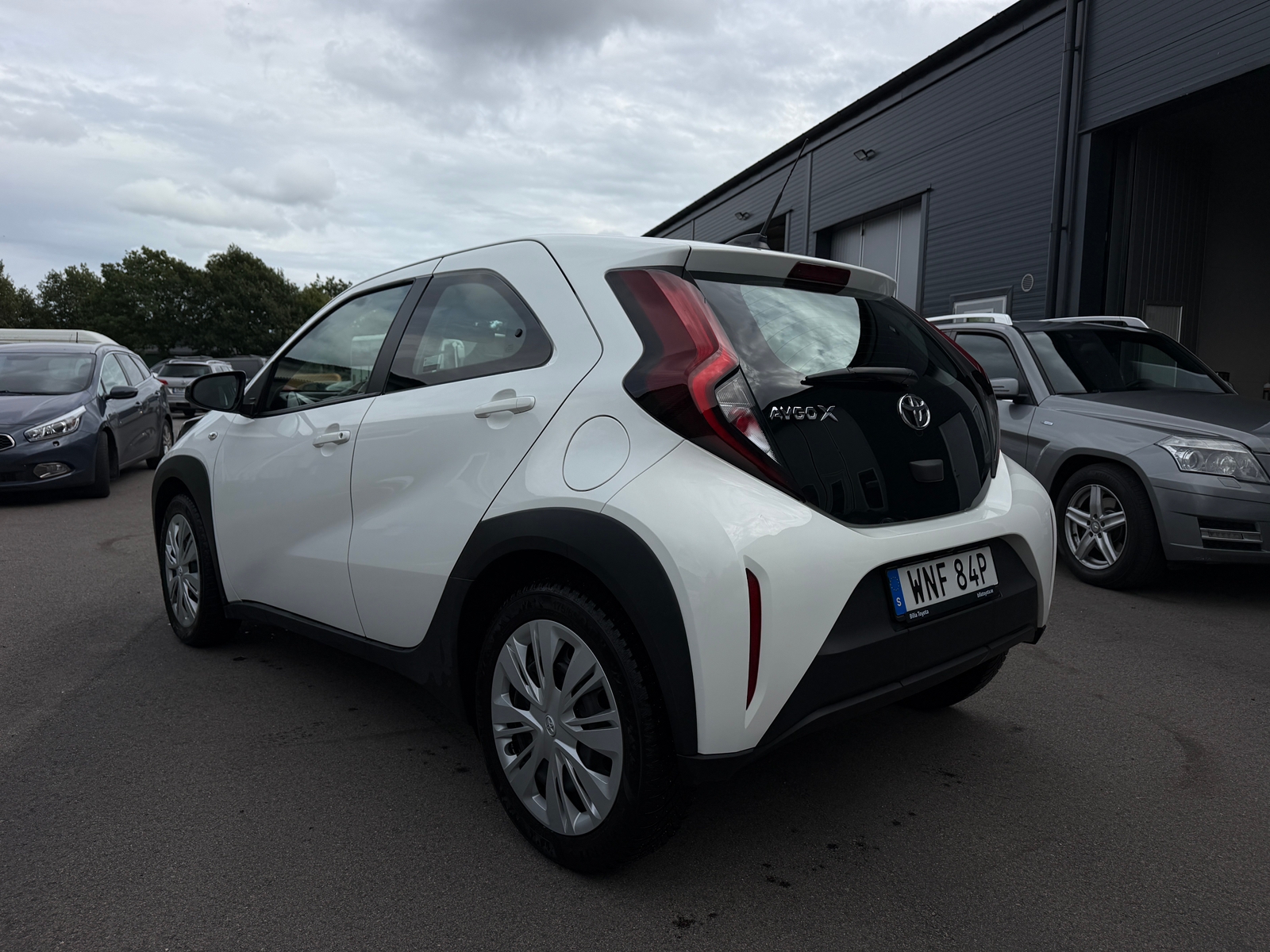 Toyota Aygo X 1.0 VVT-i Manuell 2023, kuva 6/10