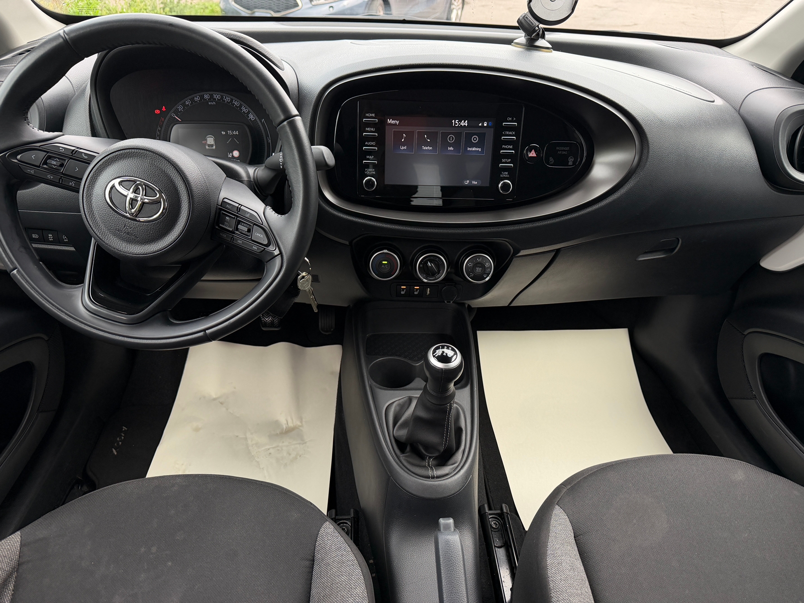 Toyota Aygo X 1.0 VVT-i Manuell 2023, kuva 7/10