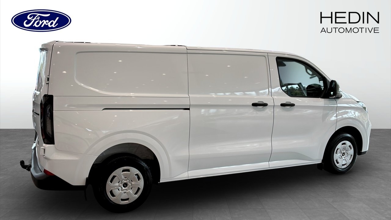 Ford Custom 2026, photo 2/10