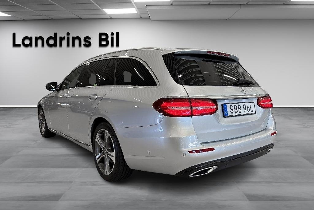 Mercedes-Benz E 2020, bild 6/10