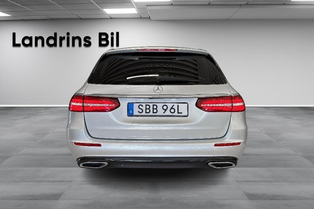 Mercedes-Benz E 2020, bild 5/10