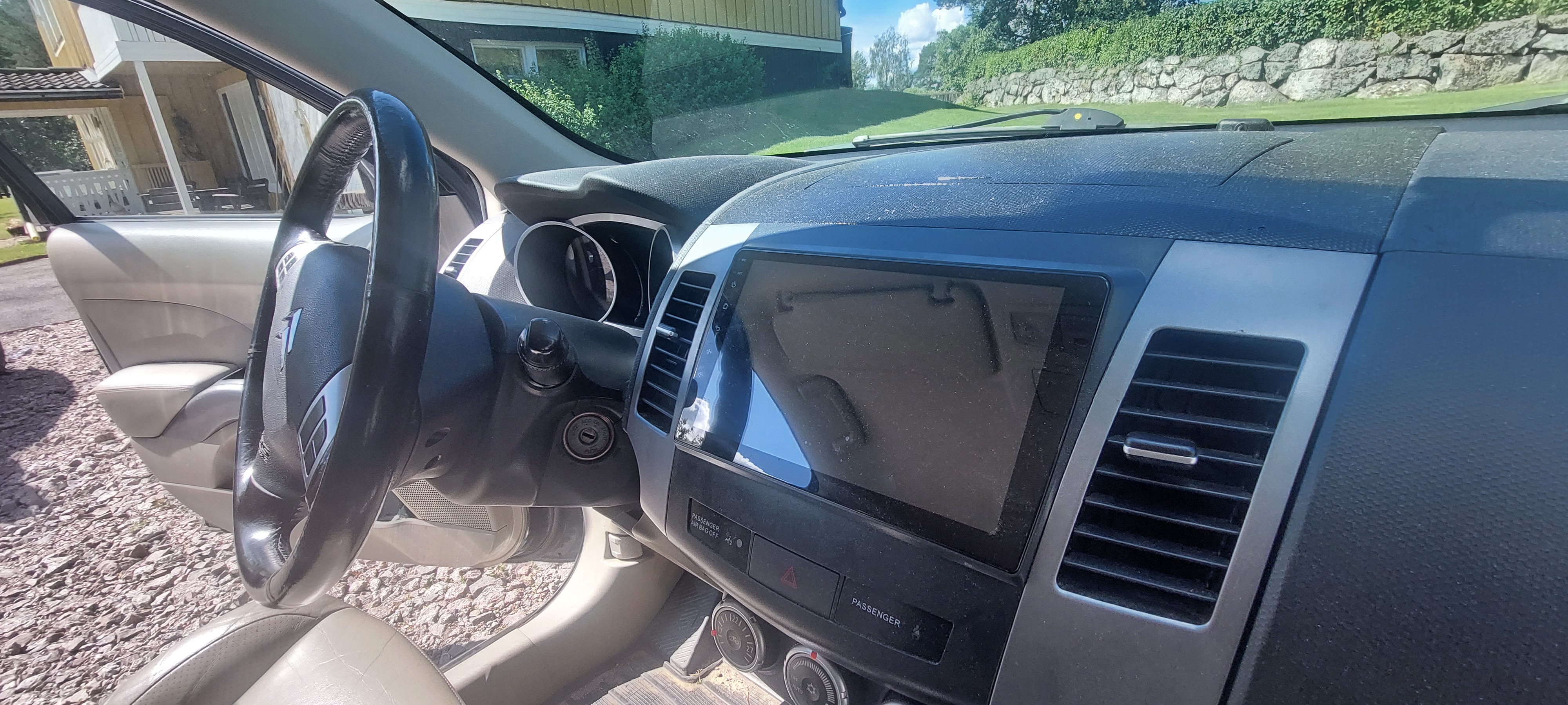 Citroen C-Crosser 2.2 HDi 4WD Manuell 2008, bild 5/5