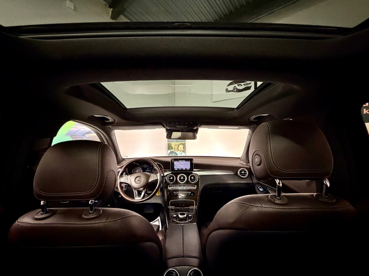 Mercedes-Benz GLC 2016, bild 6/10