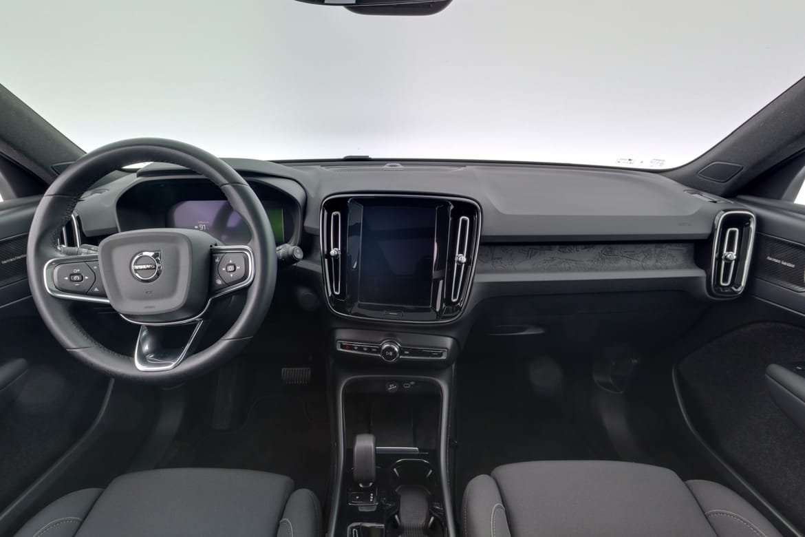 Volvo XC40 Recharge Twin Ultimate 2024, bild 7/10