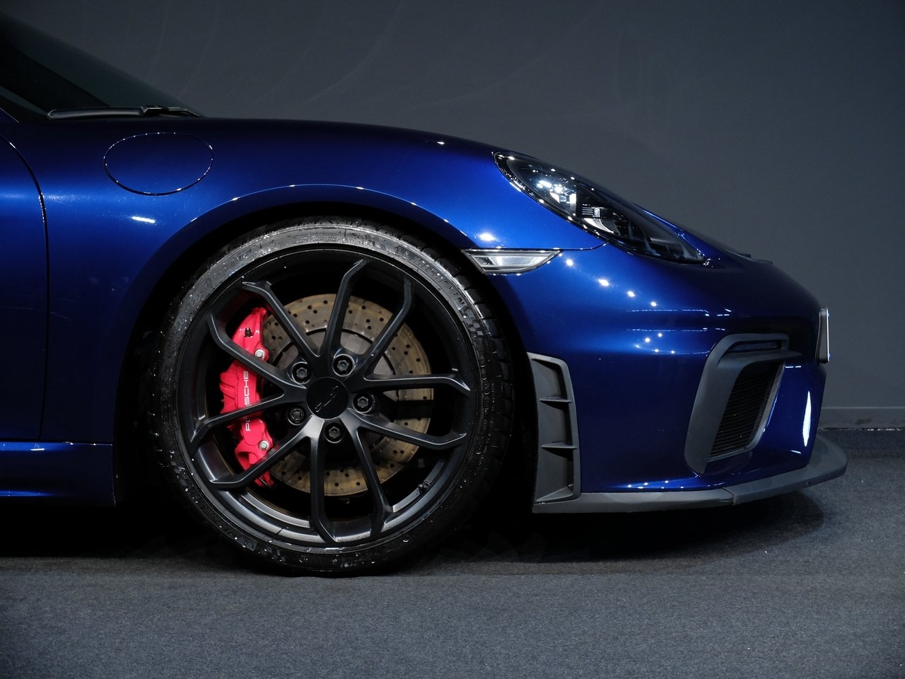 Porsche 718 Cayman GT4 PDK 420hk 2021, bild 4/10