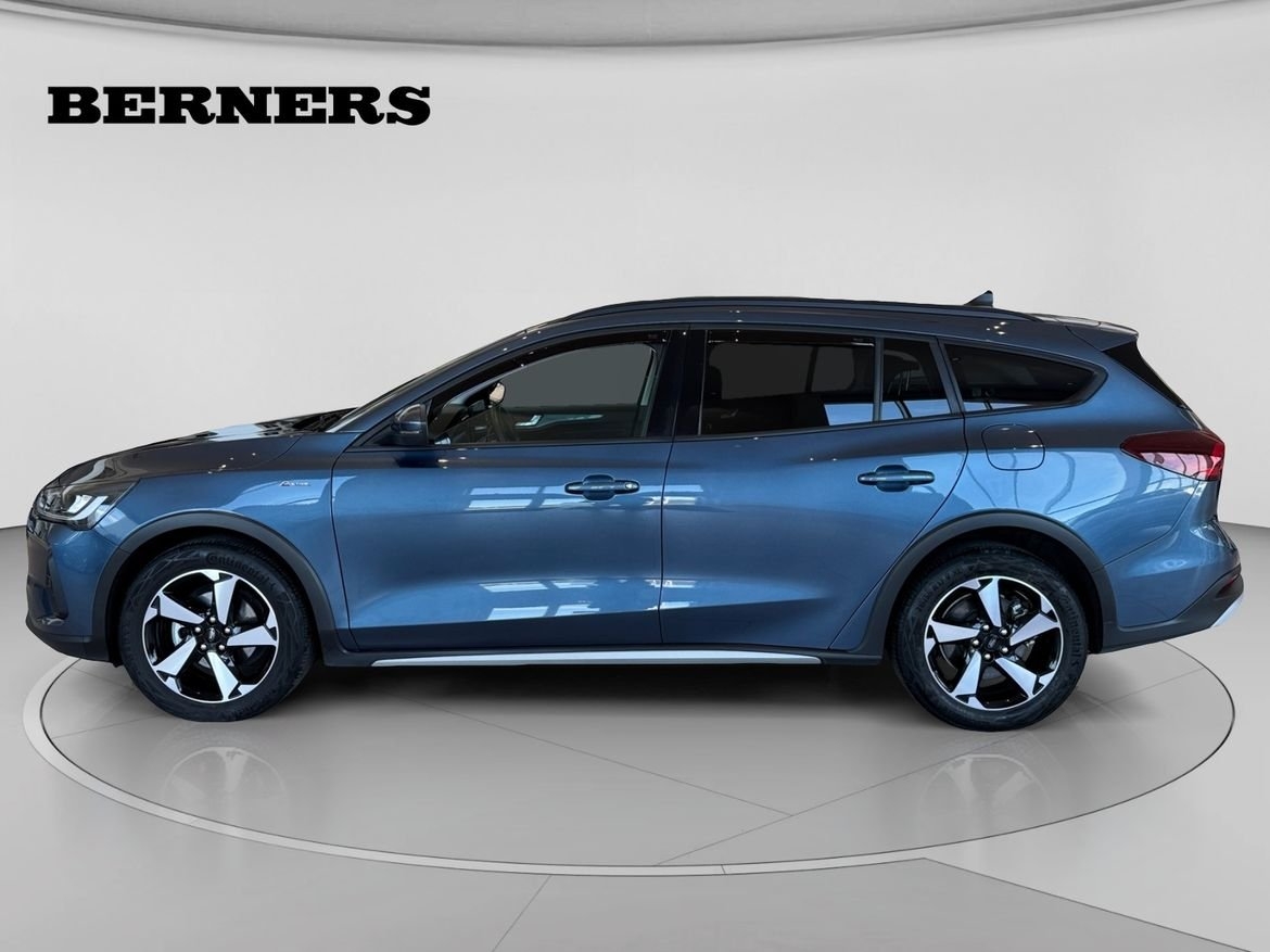 Ford Focus 2023, bild 2/10