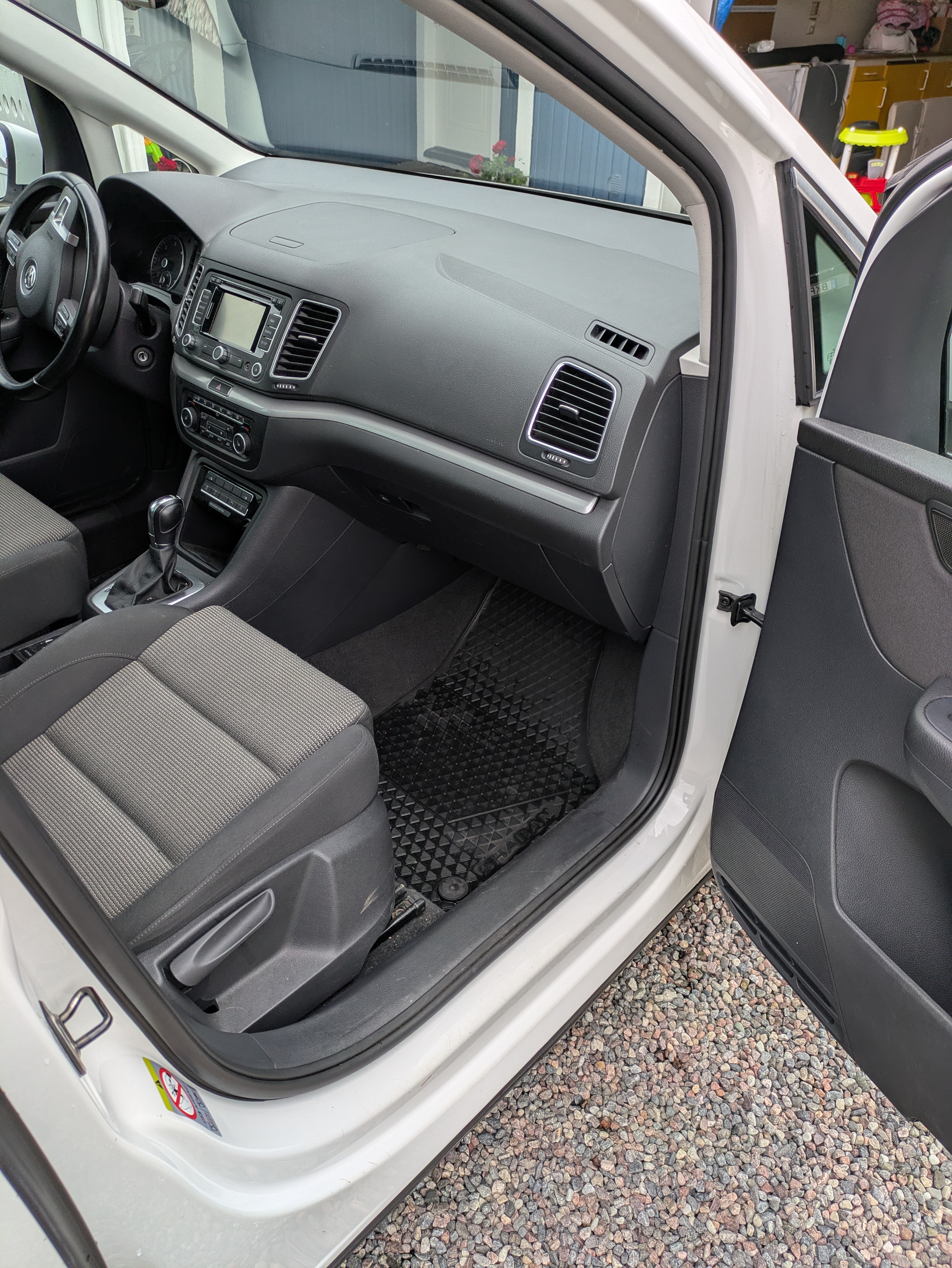 Volkswagen Sharan 2012, bild 5/9