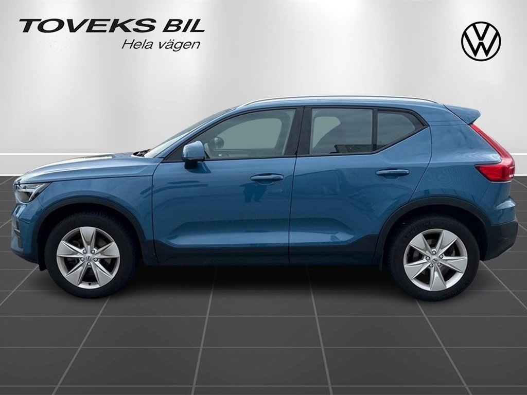 Volvo XC40 B4 Core SE /DRAG 2024, bild 2/3