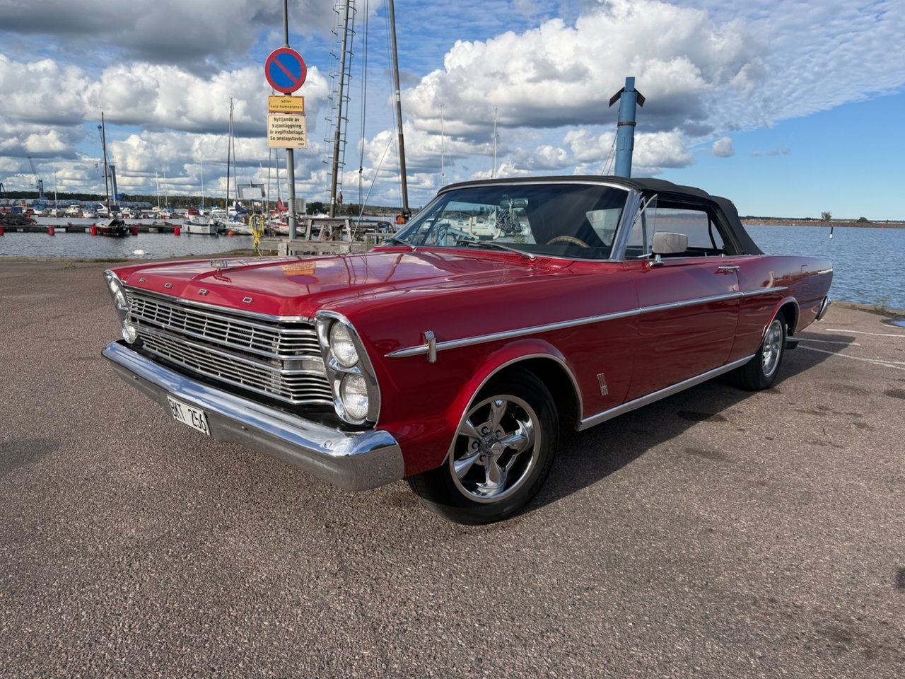 Ford Galaxie 500 Cabriolet 6.4 V8 1966, bild 2/38
