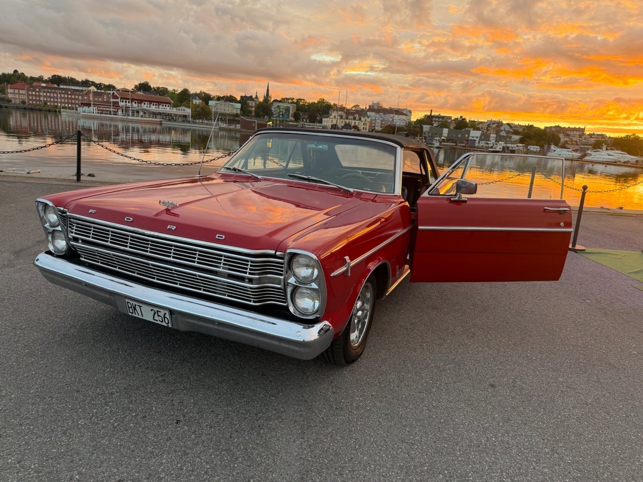 Ford Galaxie