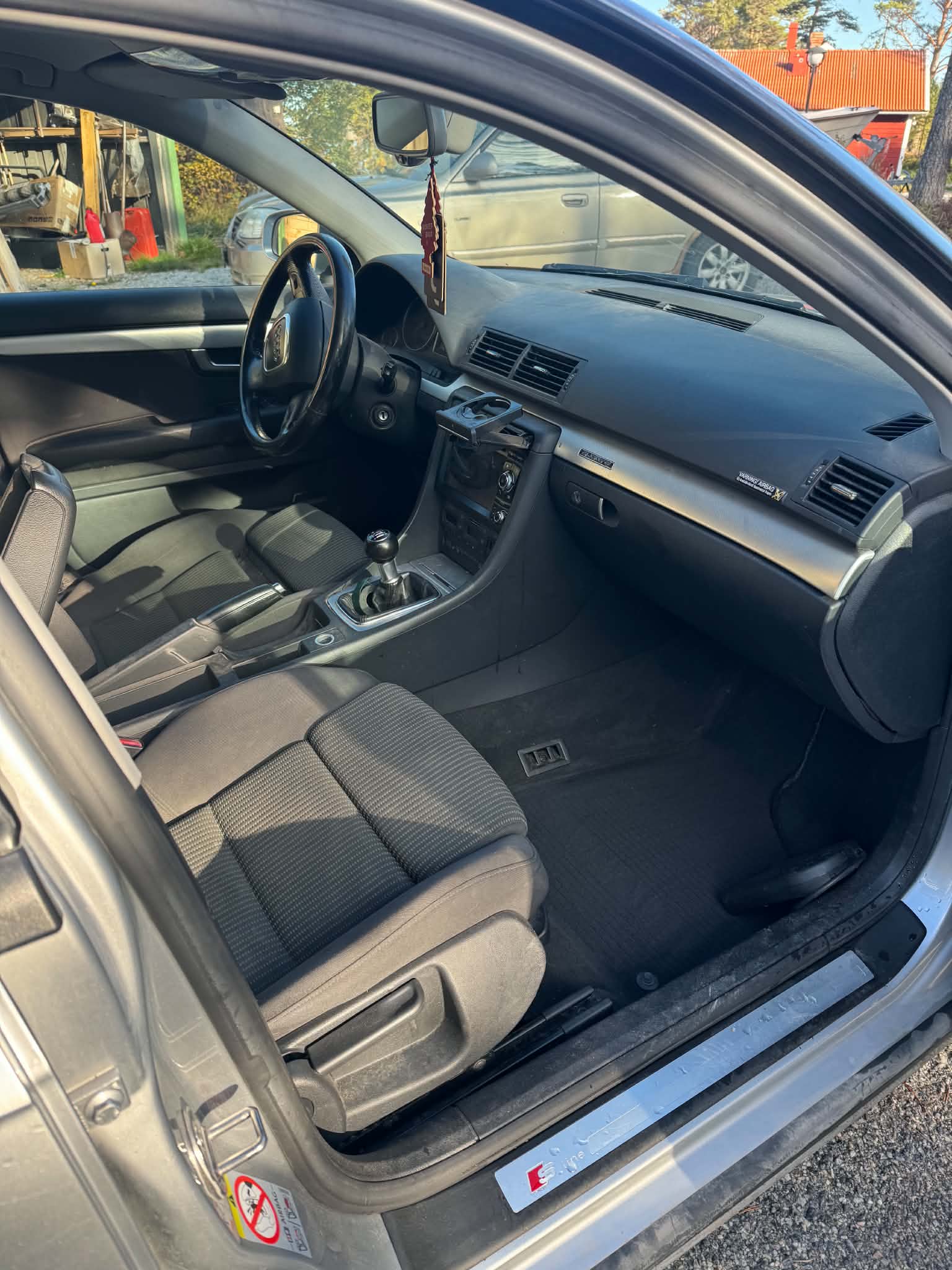 Audi A4 Avant 2.0 TDI quattro Manuell 2007, bild 6/7