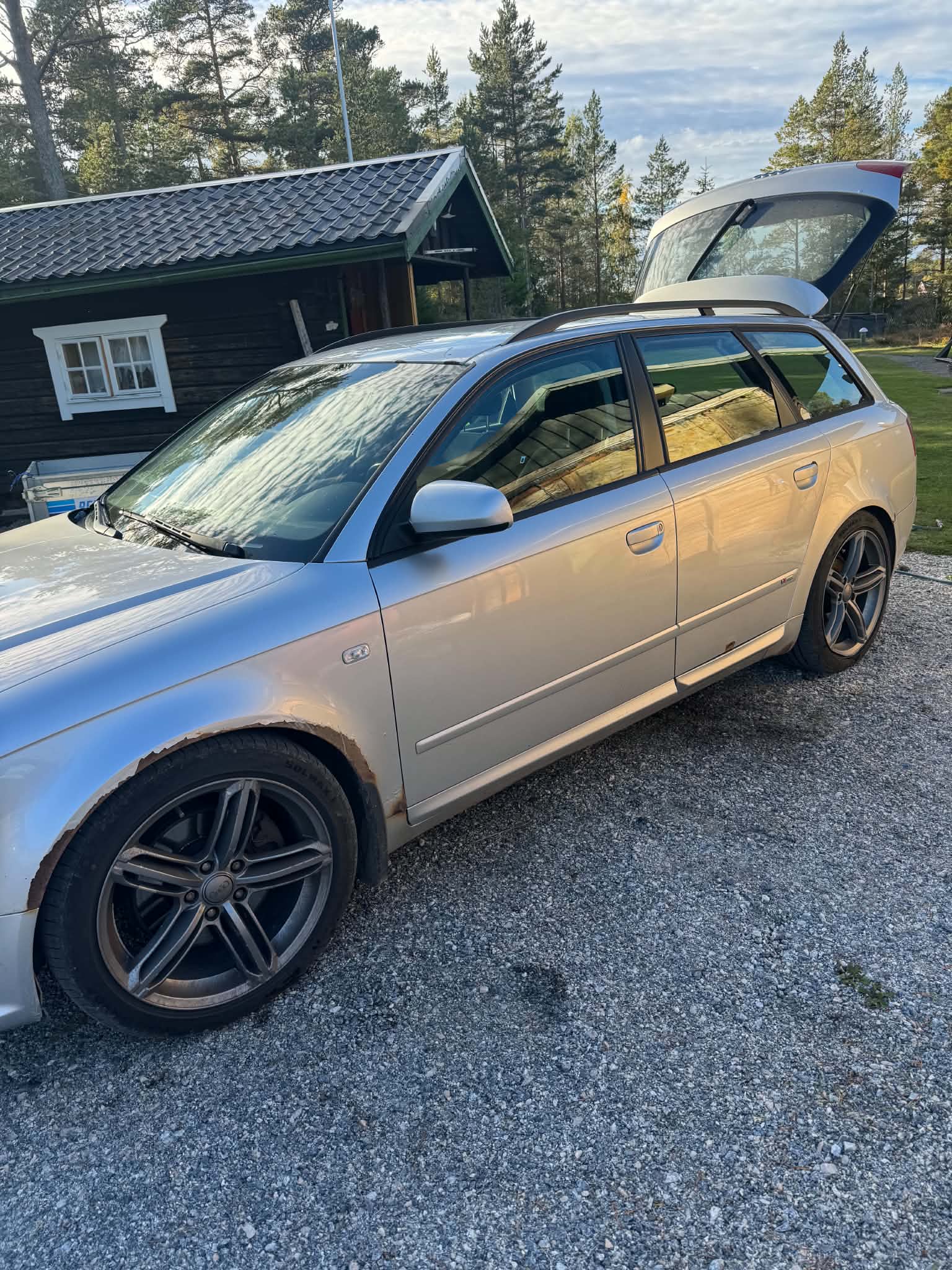 Audi A4 Avant 2.0 TDI quattro Manuell 2007, bild 2/7